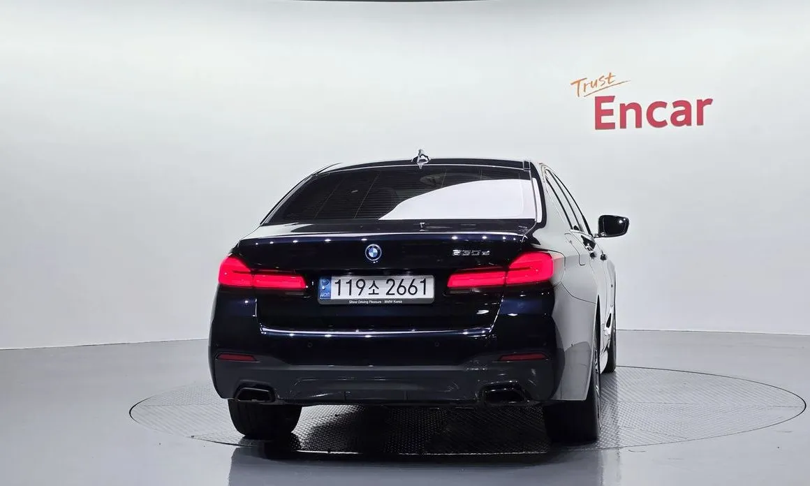 BMW 5-Series 2022 из KR, фото 3