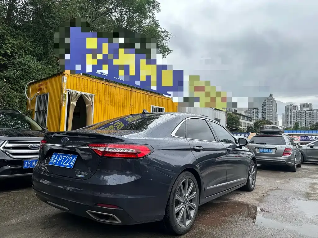 Ford Taurus 2021 из CN, фото 8
