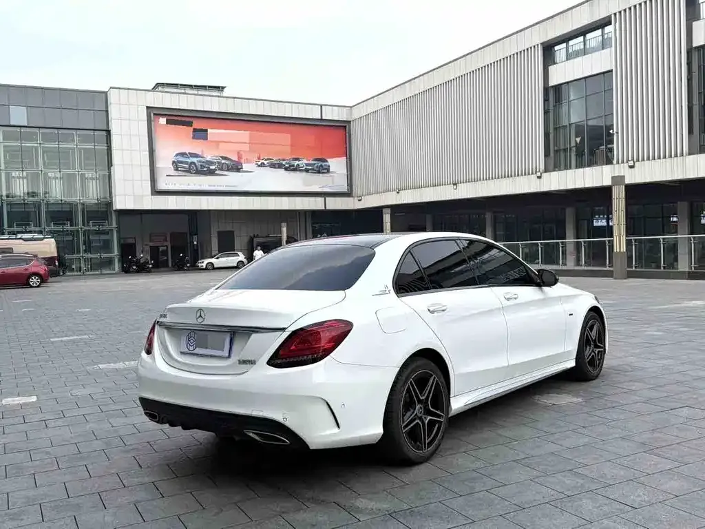 Mercedes-Benz C-Class — фото 4