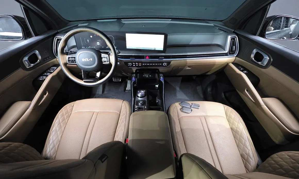 Kia Sorento — фото 8