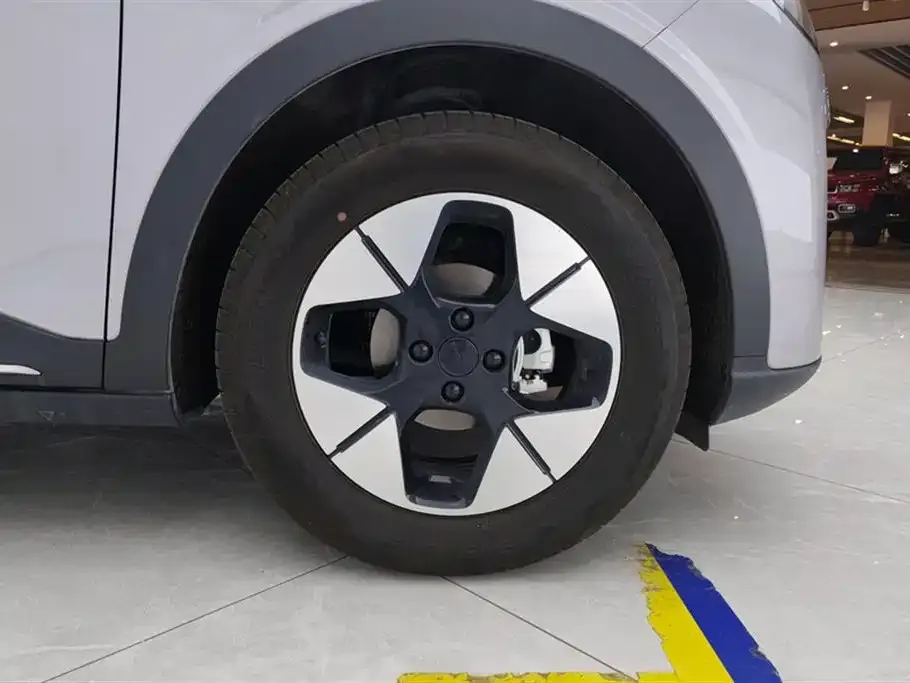 Geely Starburst — фото 9