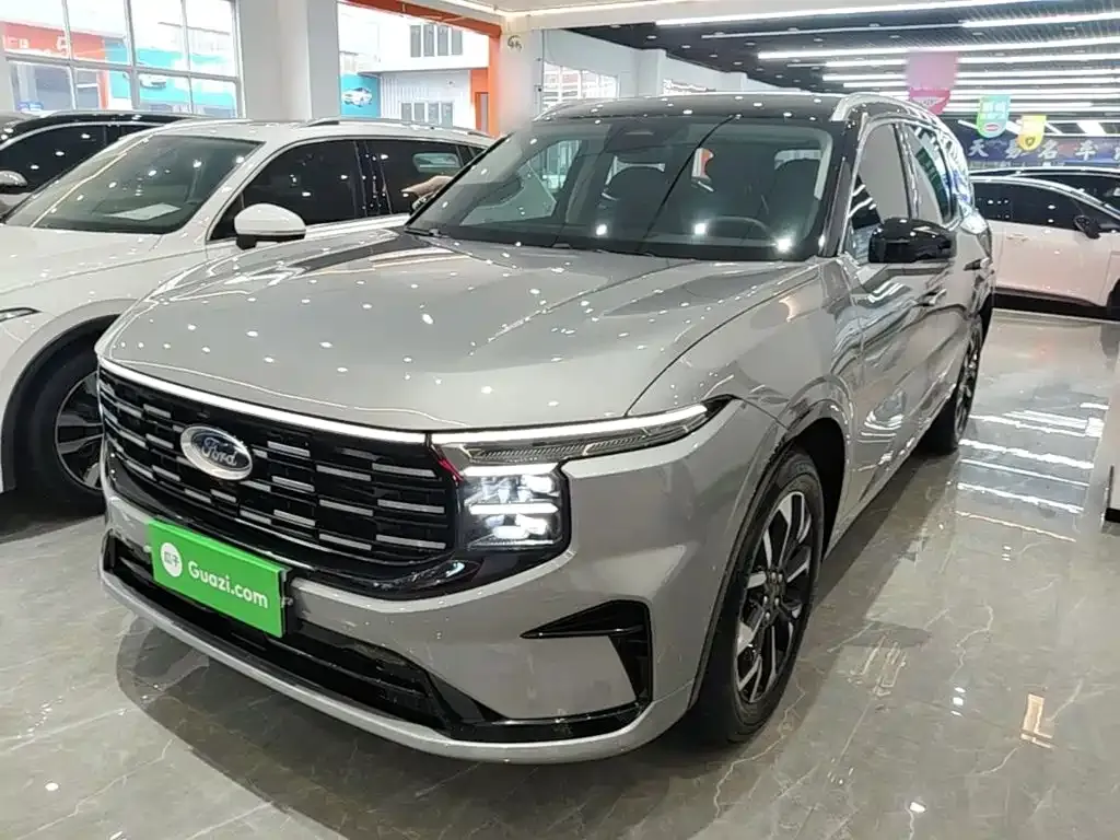 Ford Edge — фото 10