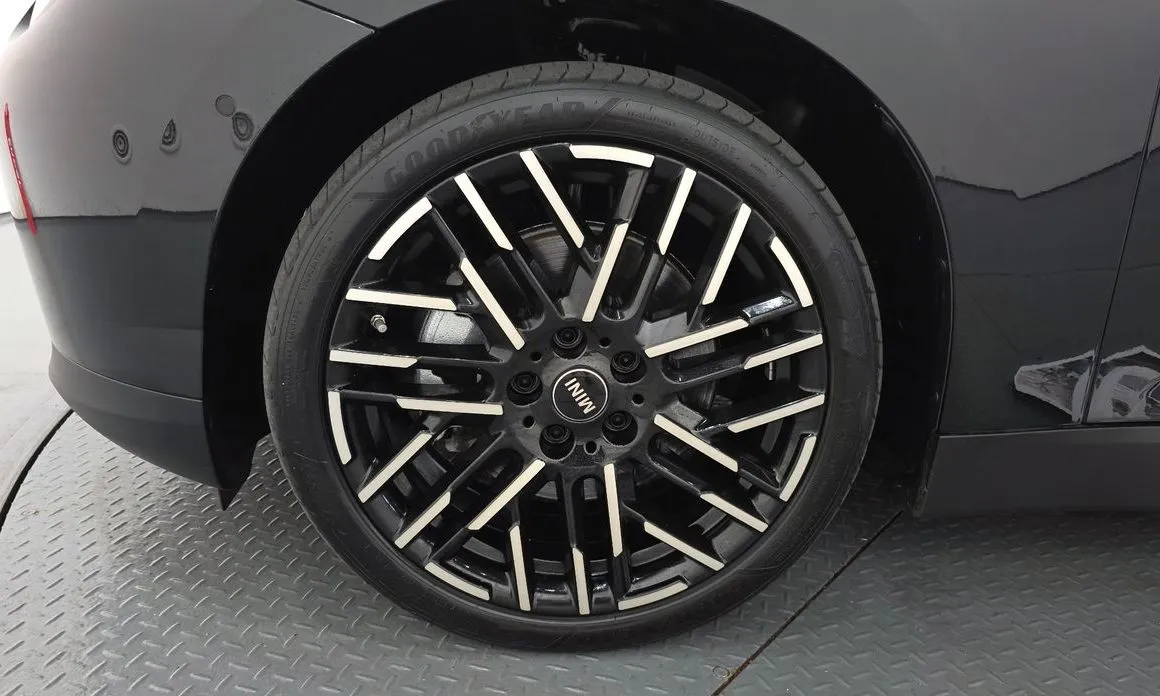 Mini Cooper 2024 из KR, фото 10