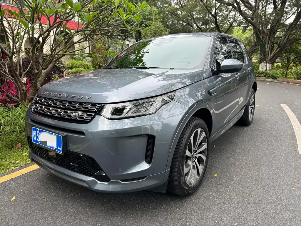 Land Rover Discovery Sport — фото 1
