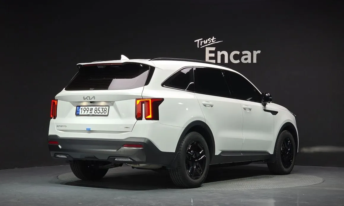 Kia Sorento — фото 4
