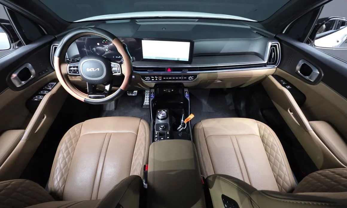 Kia Sorento — фото 6