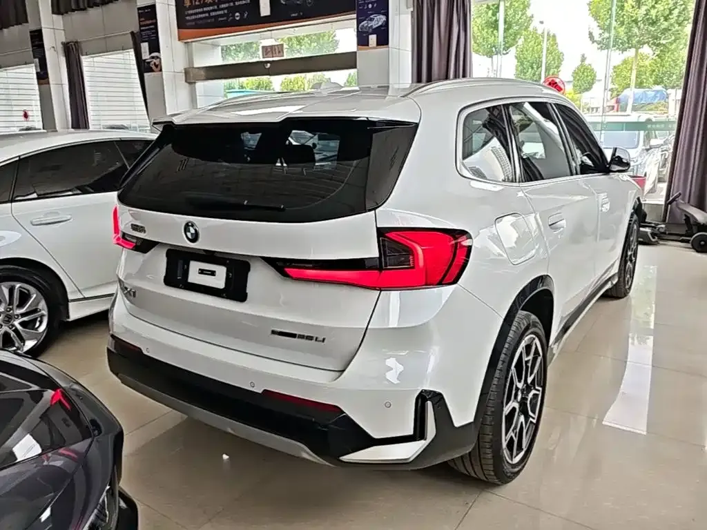 BMW X1 — фото 4