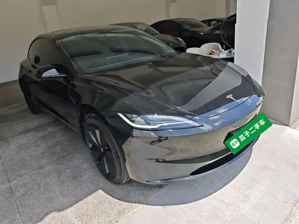 Tesla Model 3 — фото 5