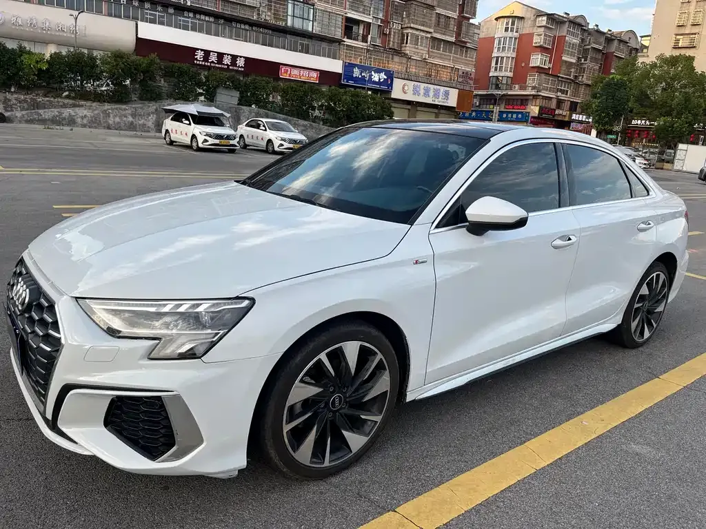 Audi A3 — фото 7