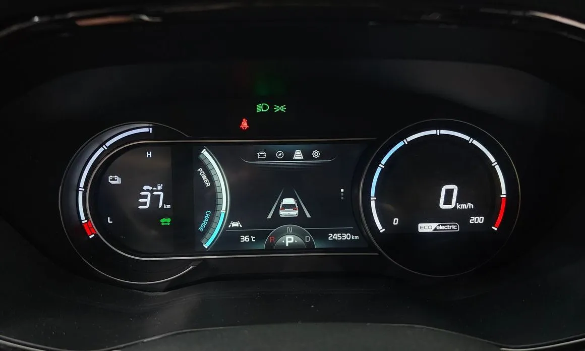Kia Niro — фото 4