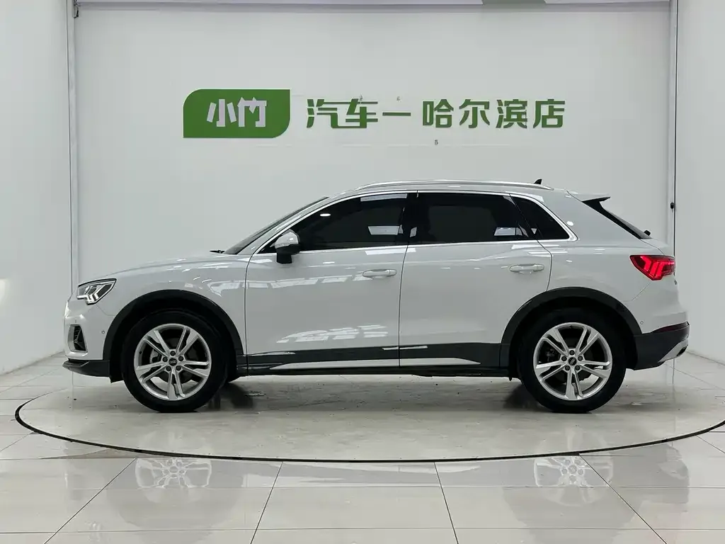 Audi Q3 — фото 5