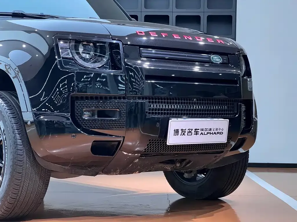 Land Rover Defender — фото 10