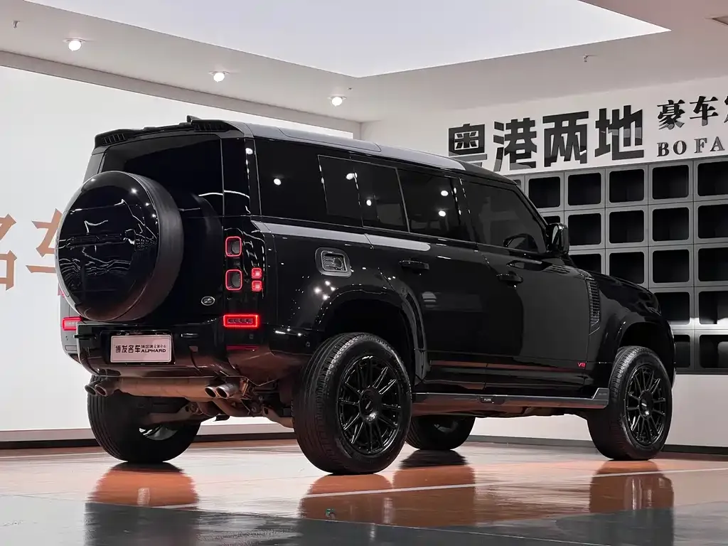 Land Rover Defender — фото 2