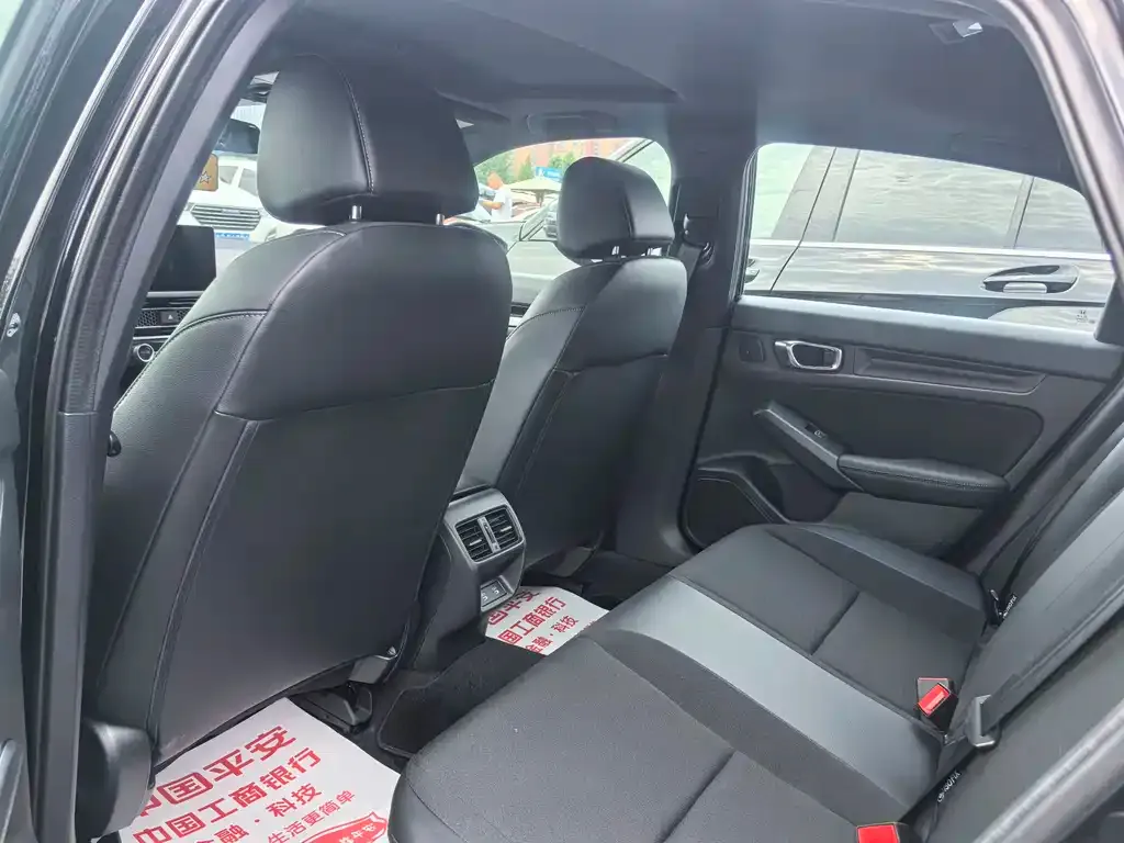 Honda Civic — фото 3