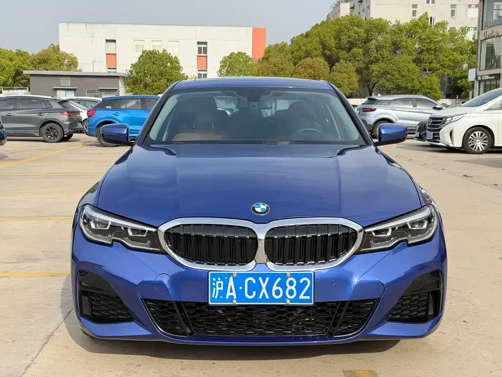 BMW 3 Series — фото 1