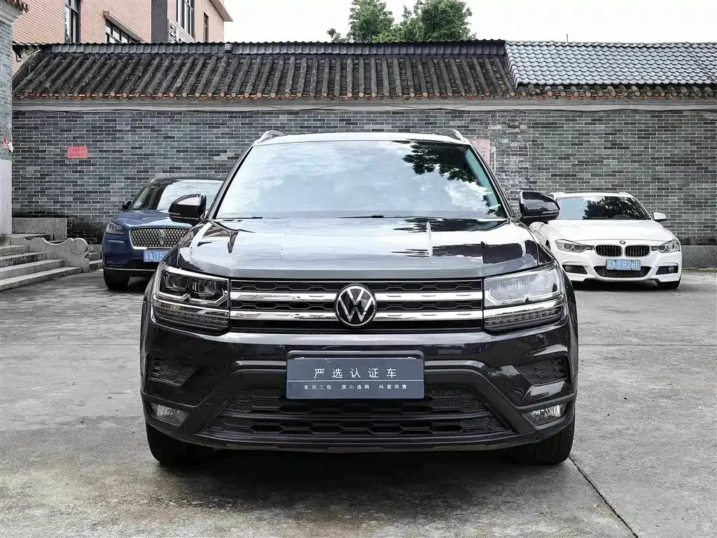 Volkswagen Tharu — фото 3