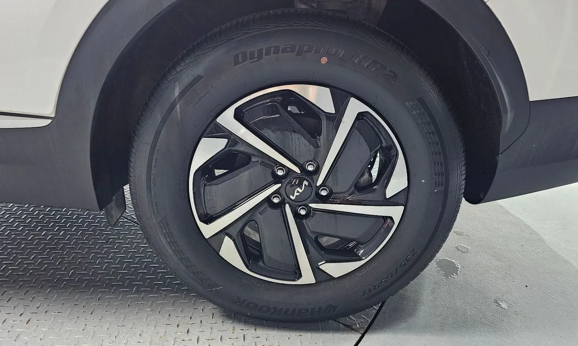 Kia Sportage — фото 5