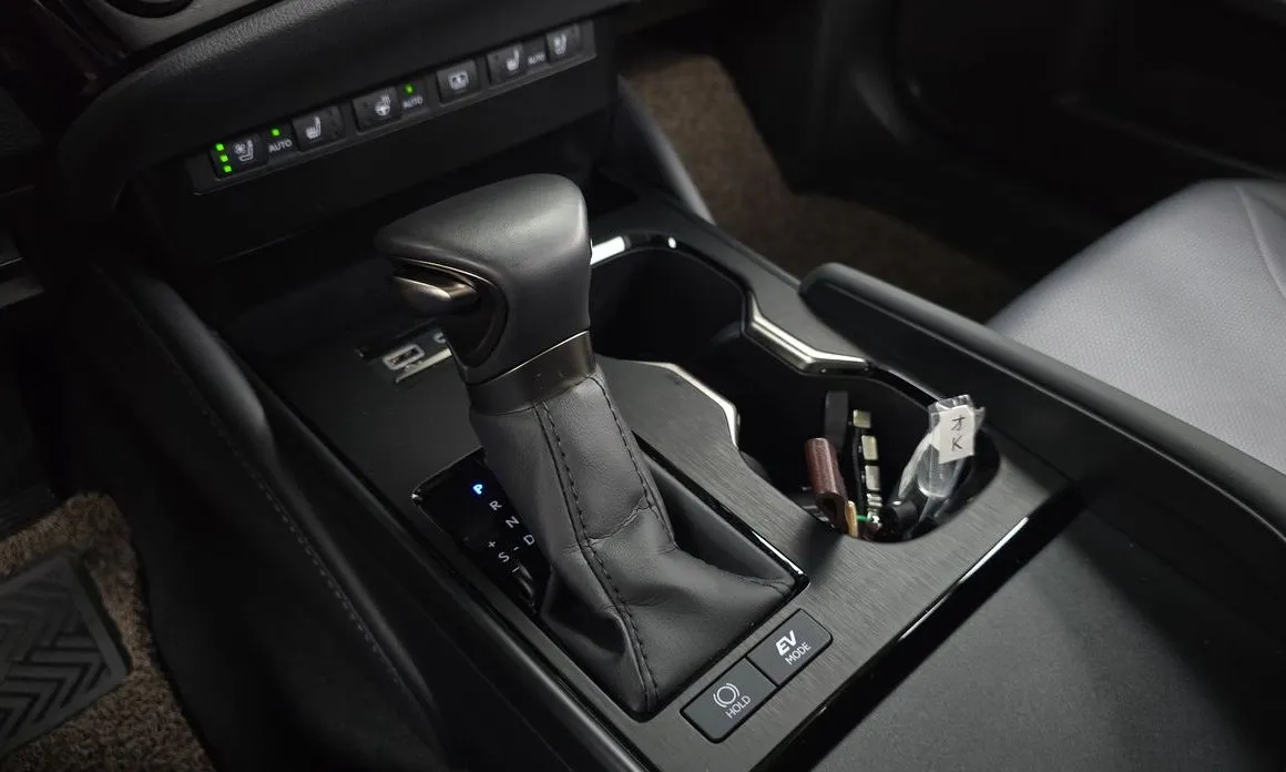 Lexus ES 2026 из KR, фото 9