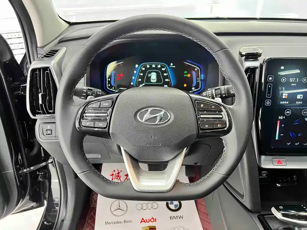 Hyundai ix35 — фото 4