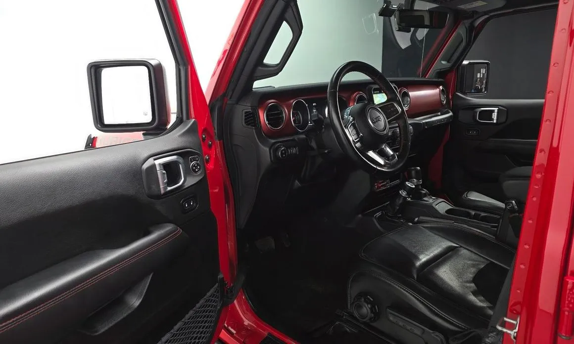 Jeep Wrangler — фото 10