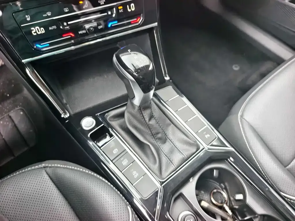 Volkswagen Passat — фото 3