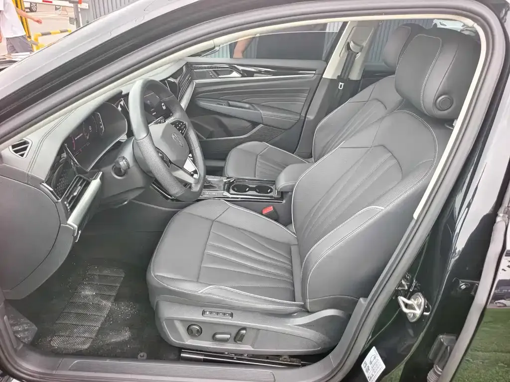 Volkswagen Passat — фото 5