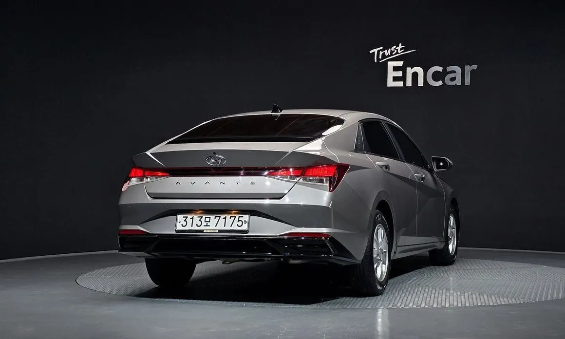 Hyundai AVANTE — фото 4