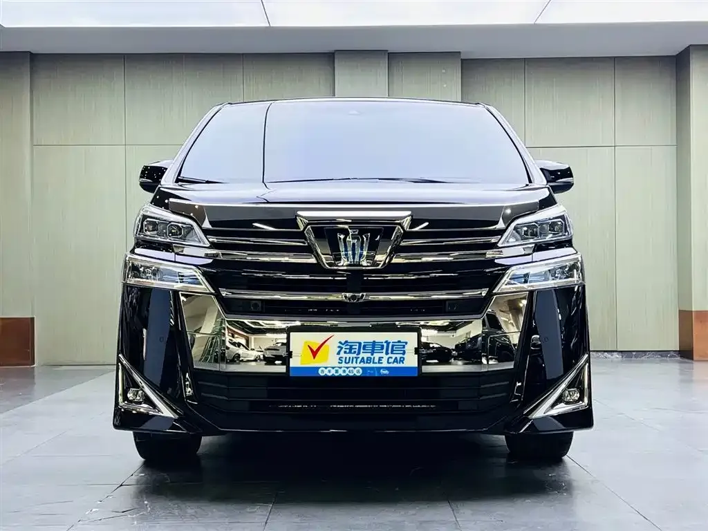Toyota Vellfire — фото 8