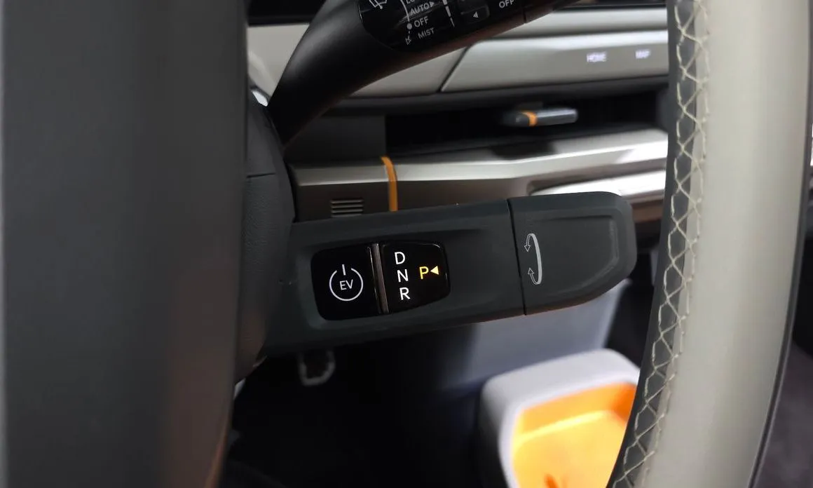 Kia EV3 — фото 2