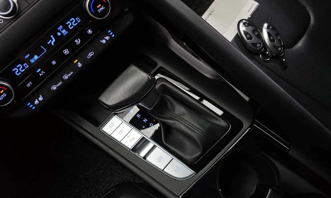 Hyundai AVANTE — фото 7