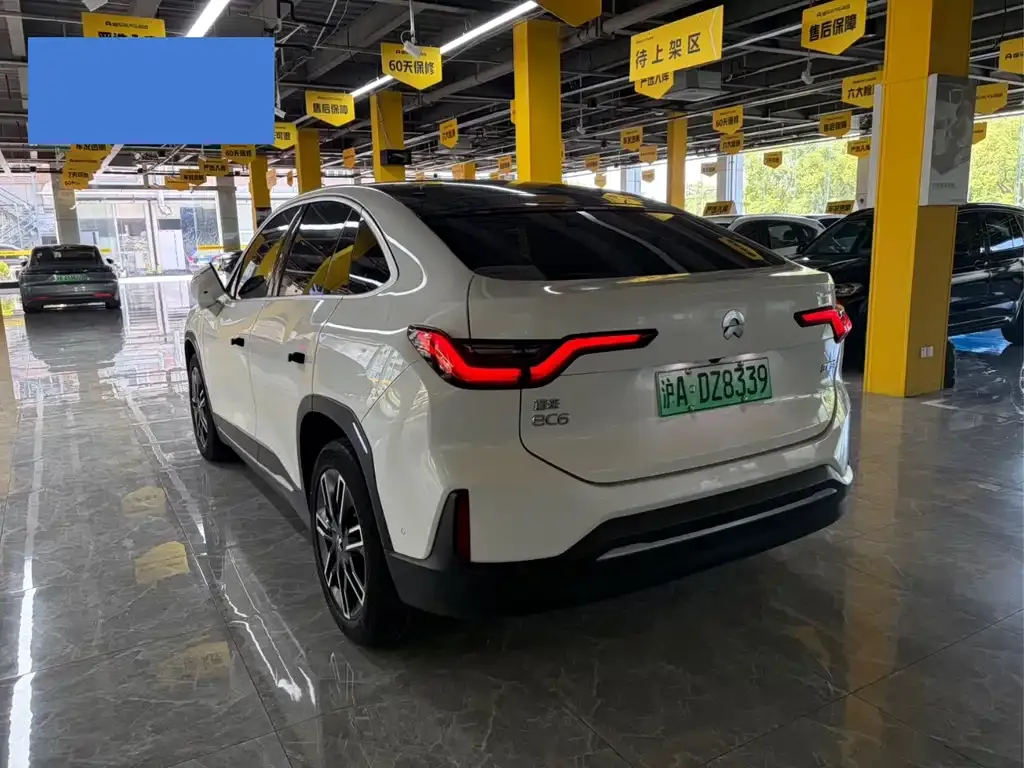 NIO EC6 — фото 10