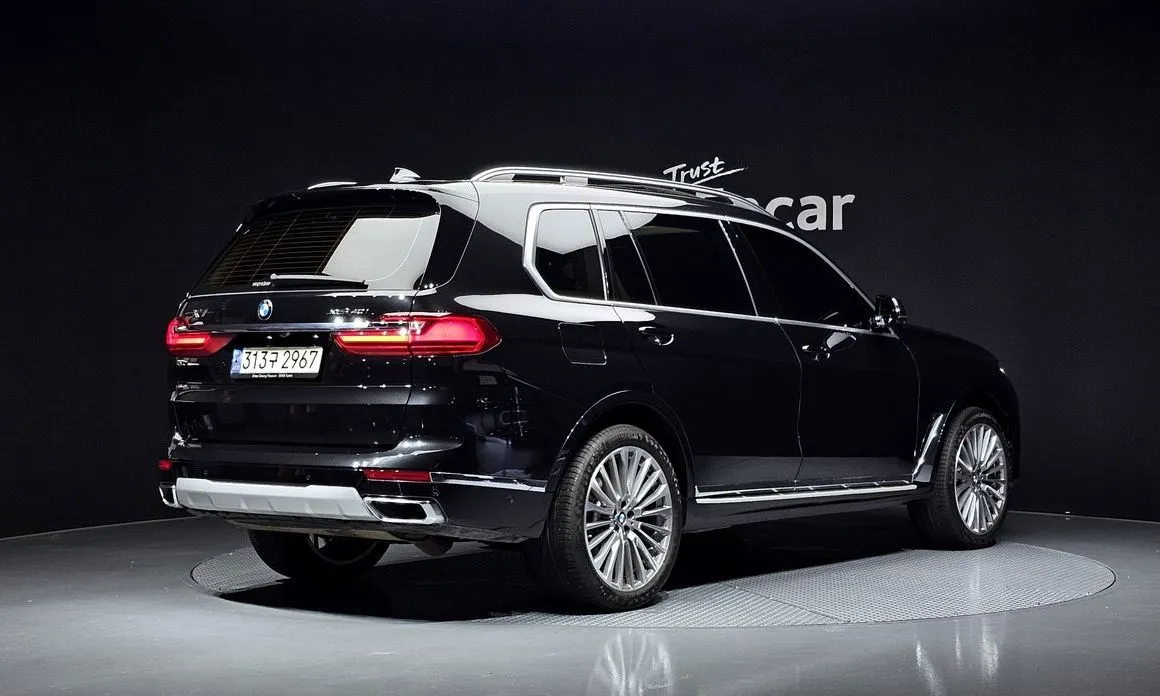 BMW X7 — фото 4