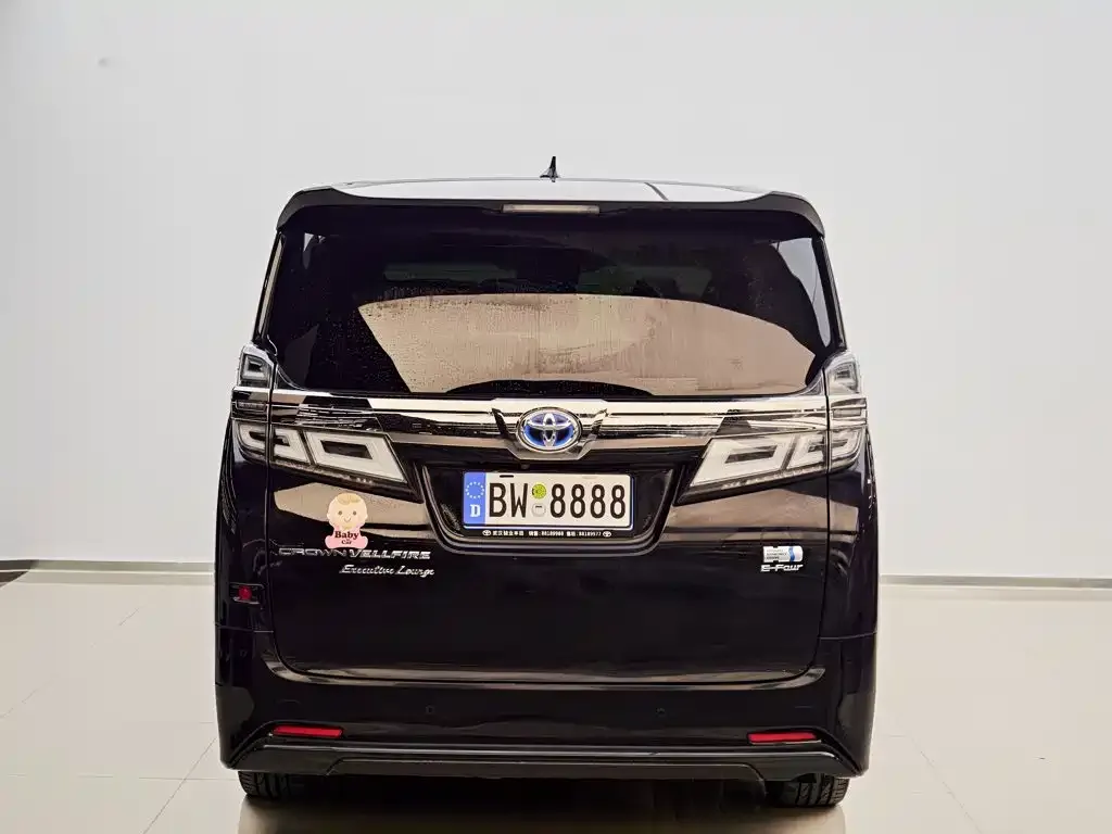 Toyota Vellfire — фото 8