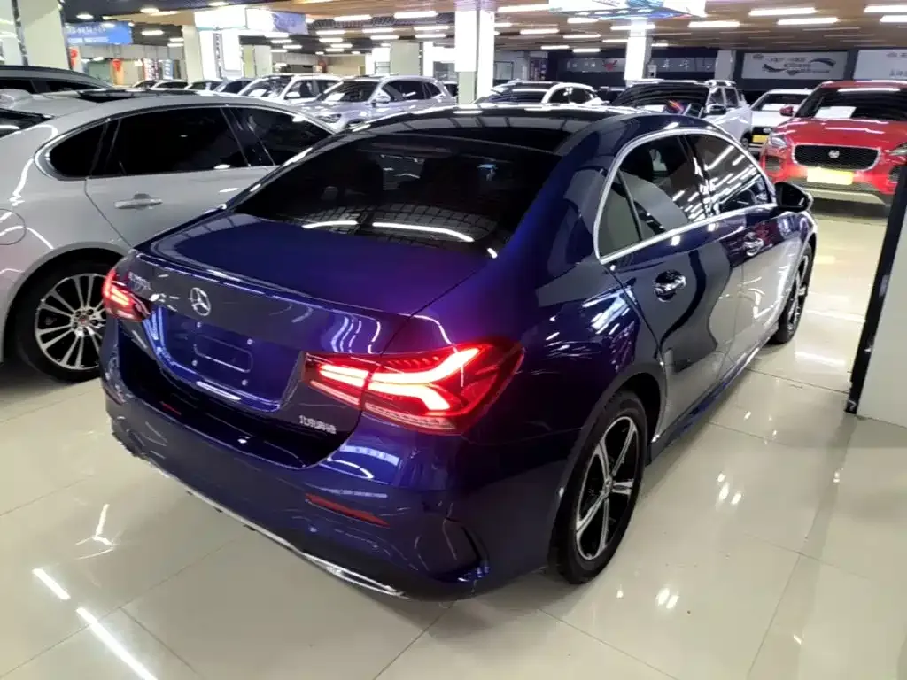 Mercedes-Benz A-Class — фото 7