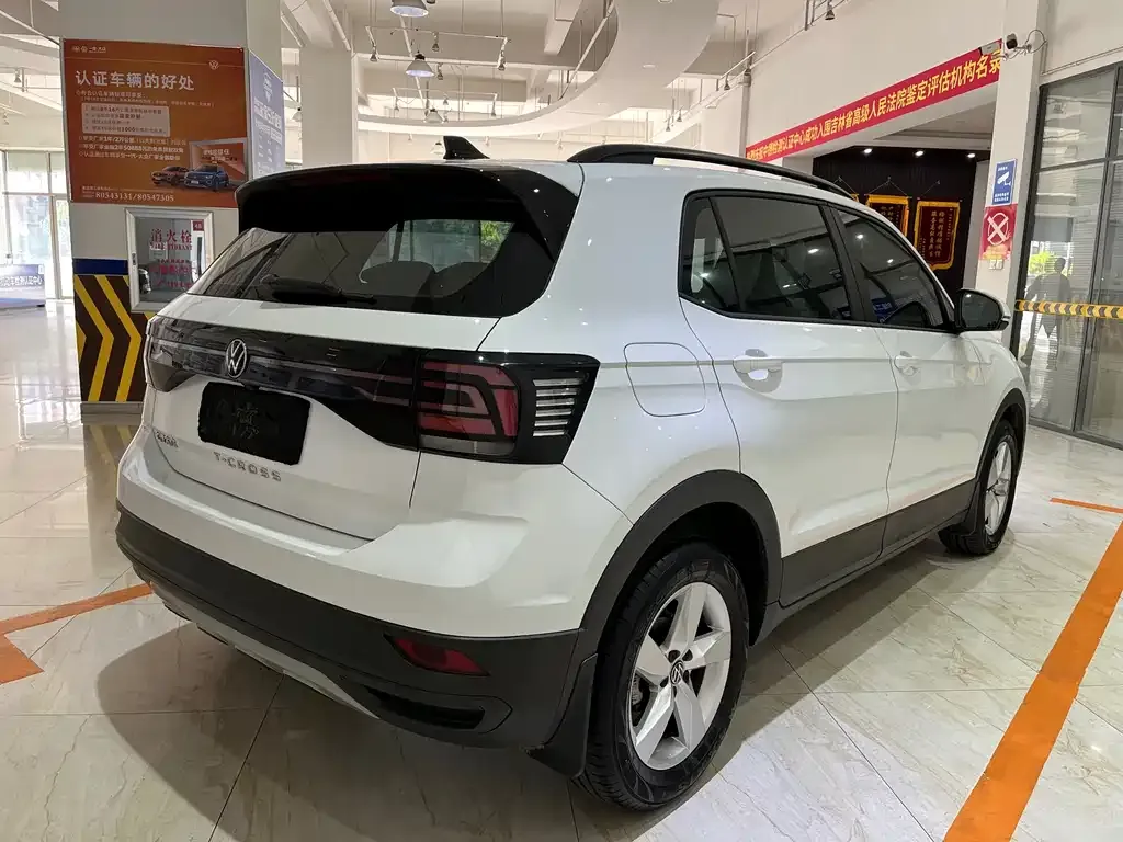 Volkswagen T-Cross — фото 5