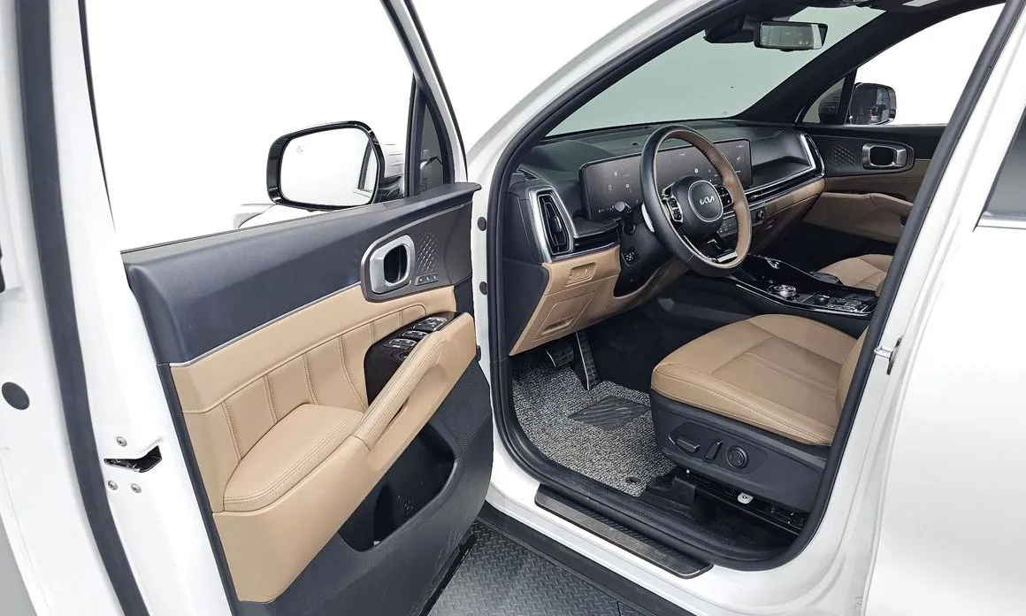 Kia Sorento — фото 7