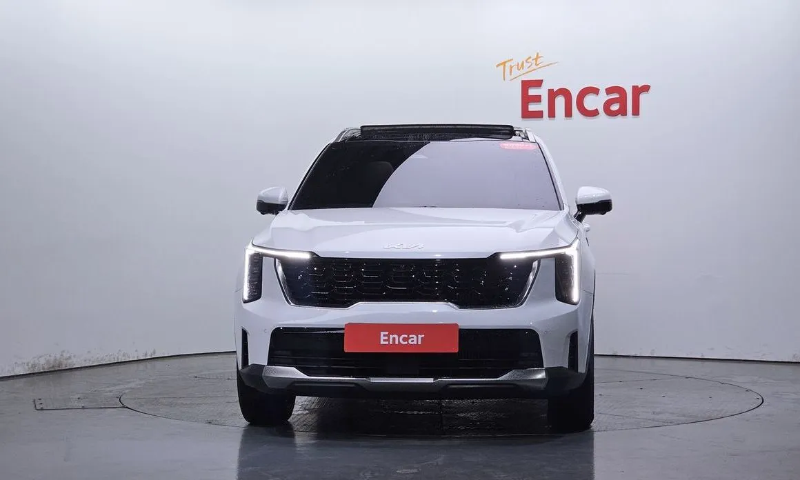 Kia Sorento — фото 9