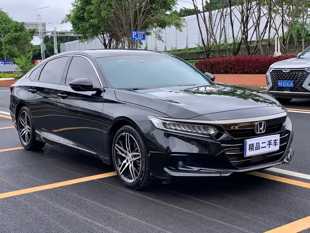 Honda Accord — фото 5