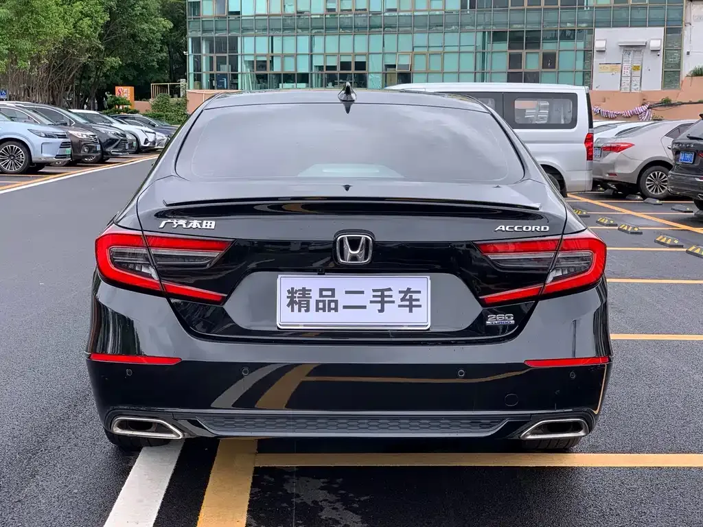 Honda Accord — фото 3
