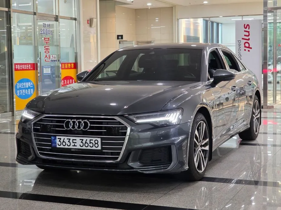 Audi A6 — фото 1