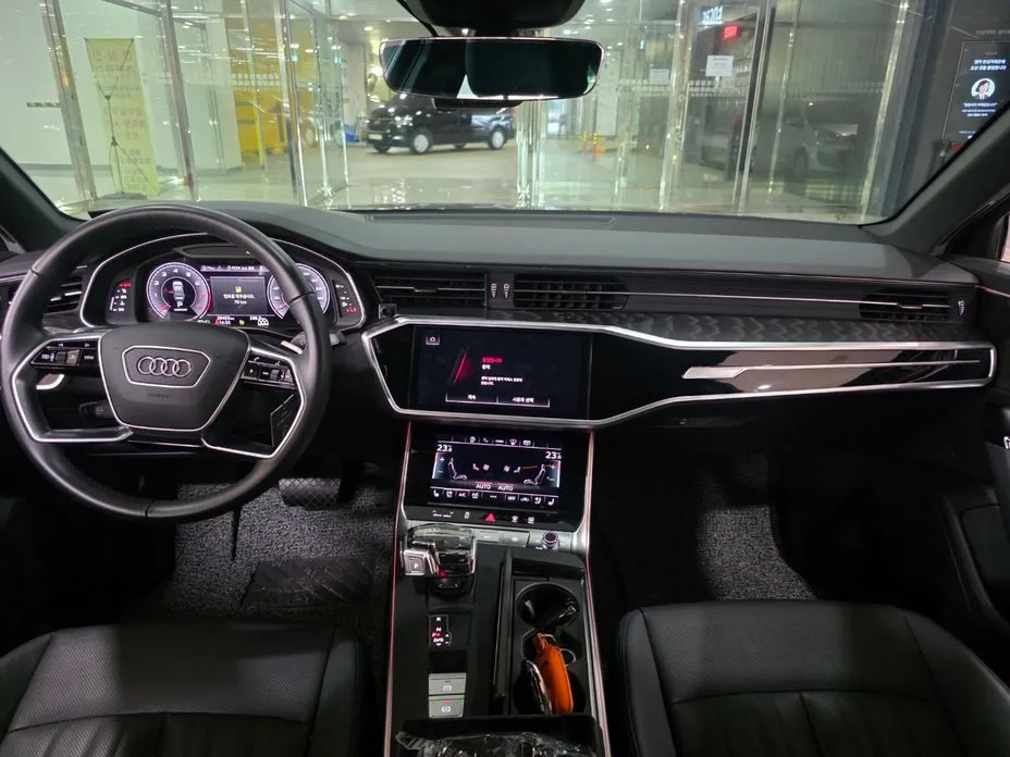 Audi A6 — фото 8