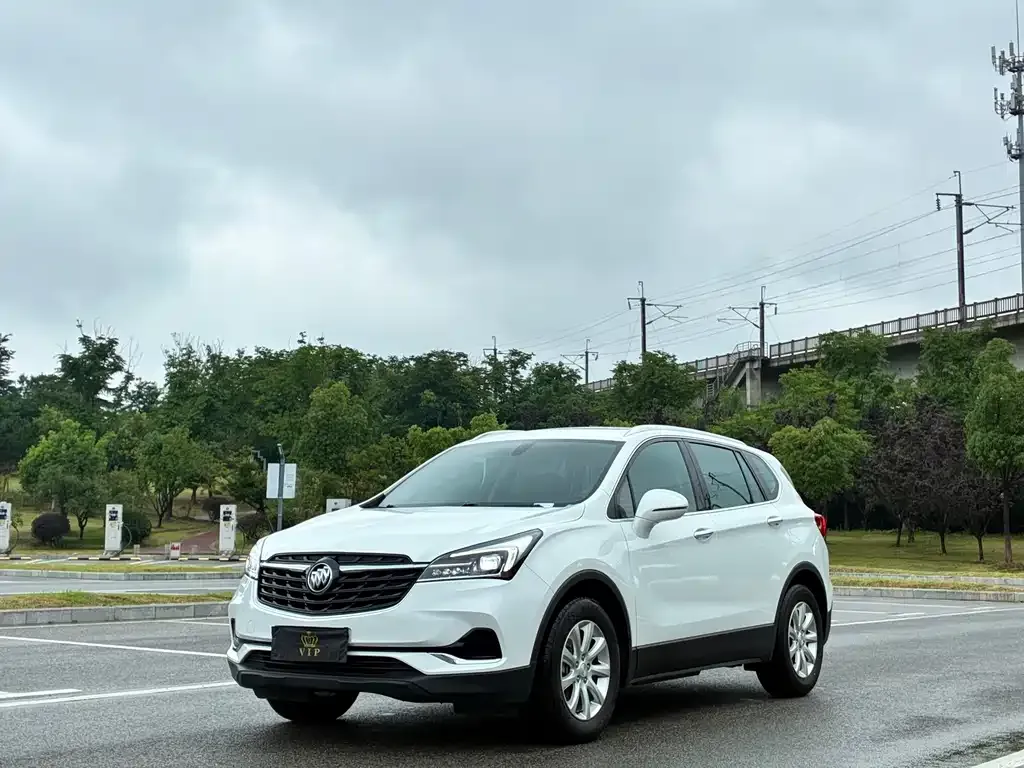 Buick Envision Plus — фото 1