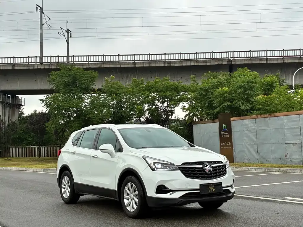 Buick Envision Plus — фото 8