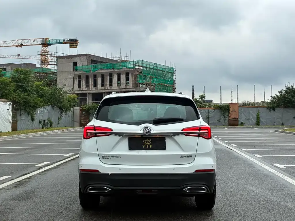 Buick Envision Plus — фото 3