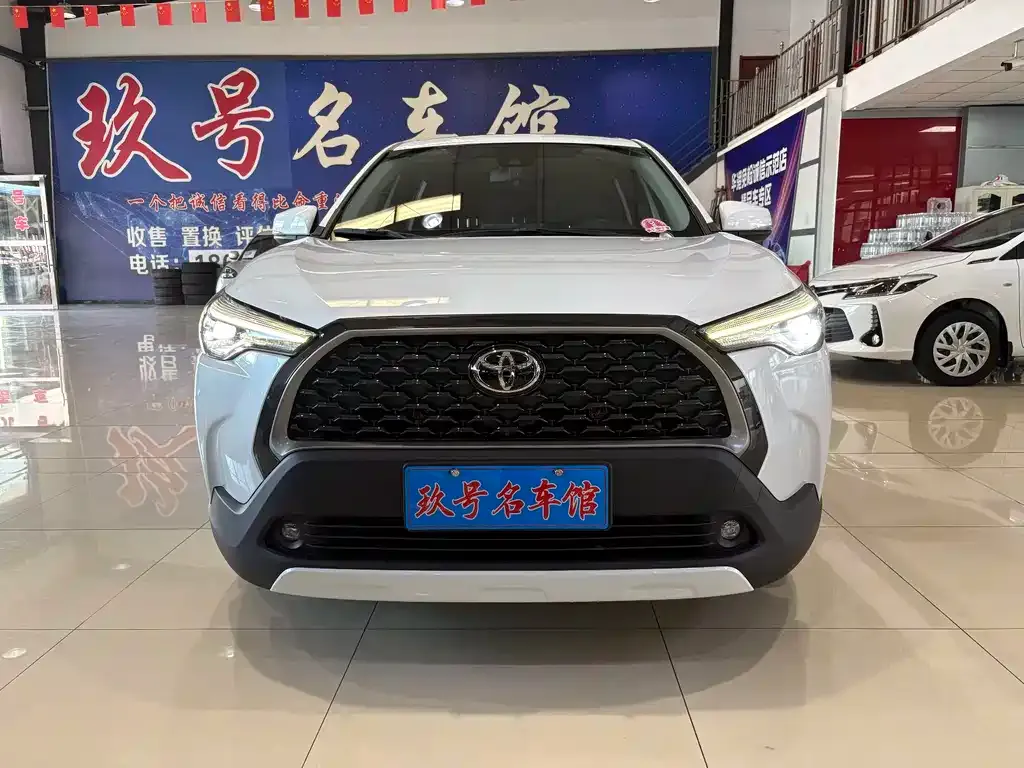 Toyota Corolla Cross — фото 2