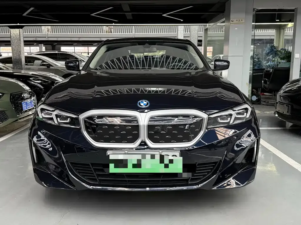 BMW i3 — фото 10