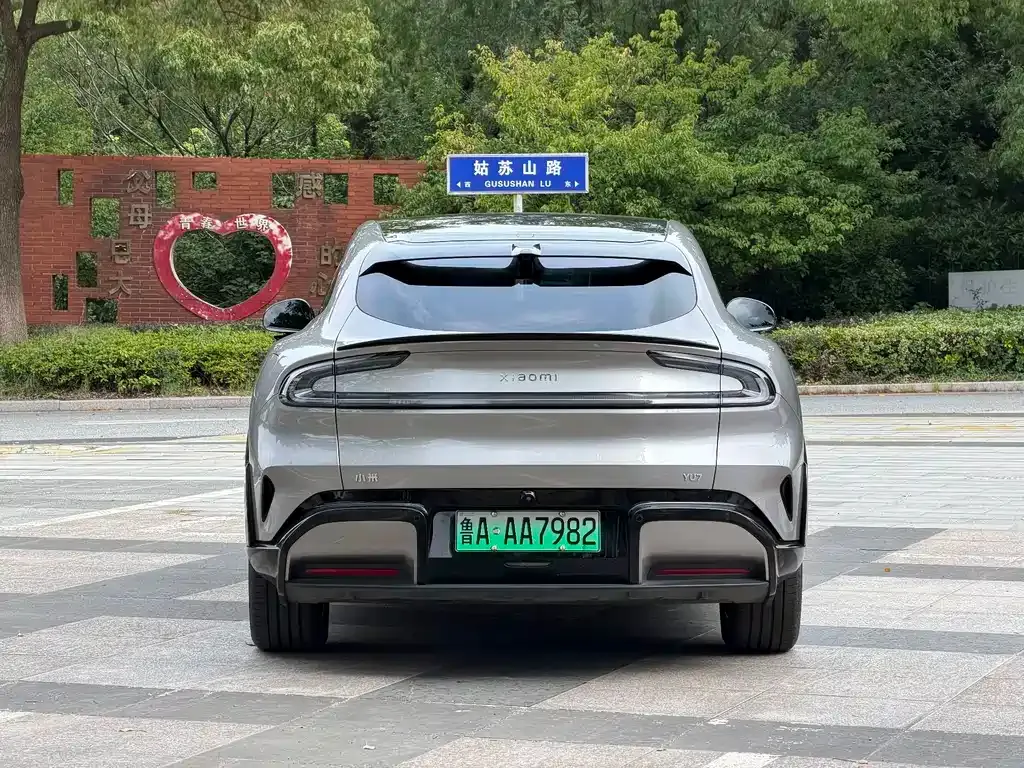 Xiaomi YU7 — фото 9