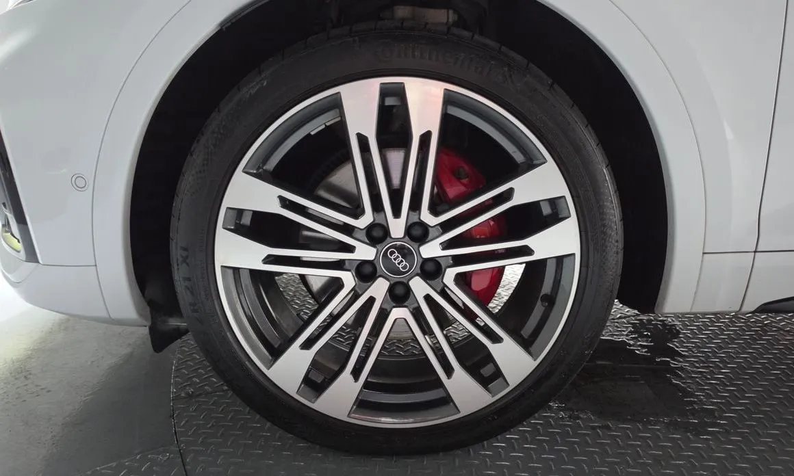 Audi SQ5 2022 из KR, фото 10