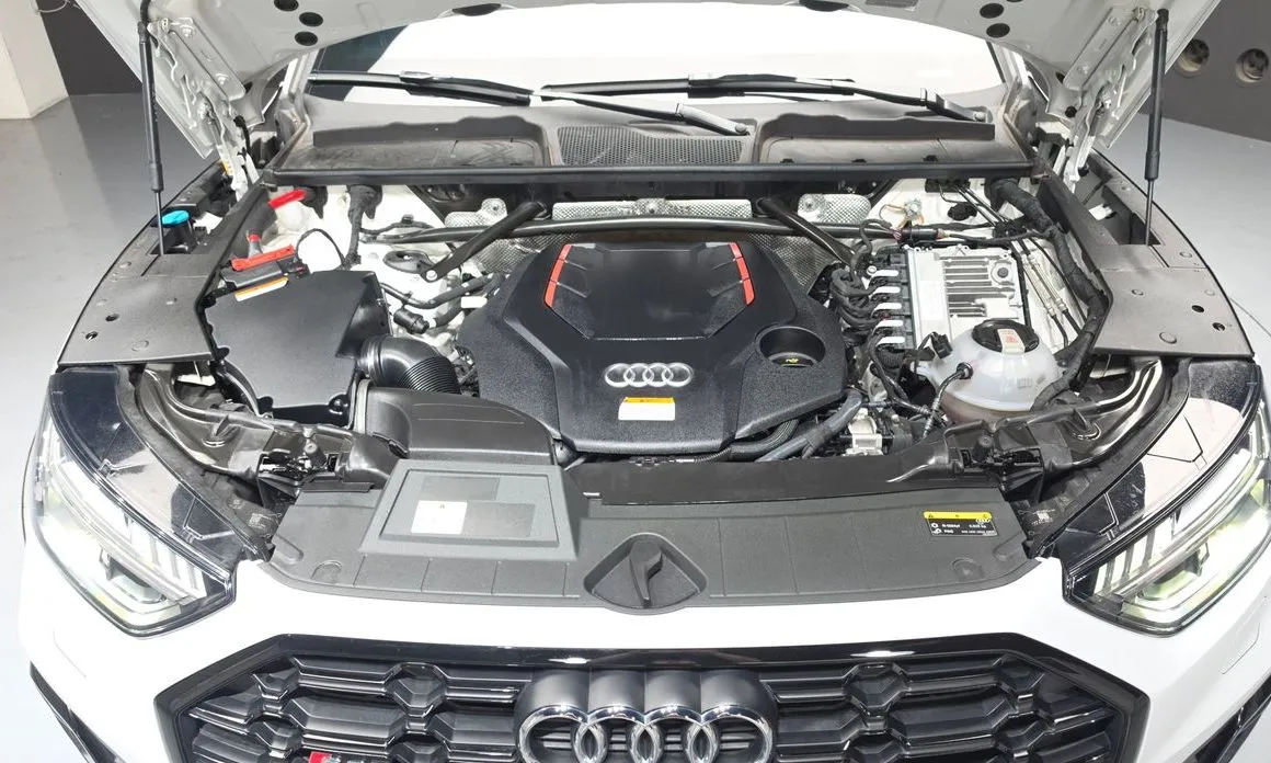 Audi SQ5 2022 из KR, фото 9
