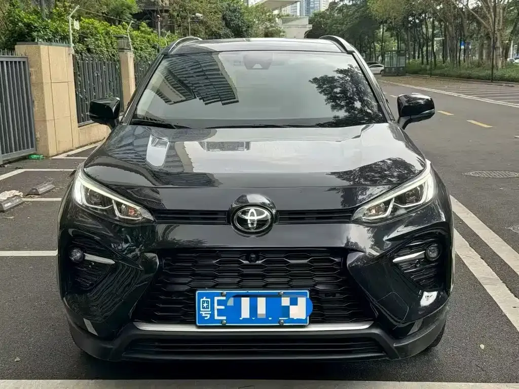 Toyota Wildlander — фото 1